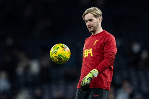 برينتفورد يتواصل مع ليفربول لضم كويمين كيليهر